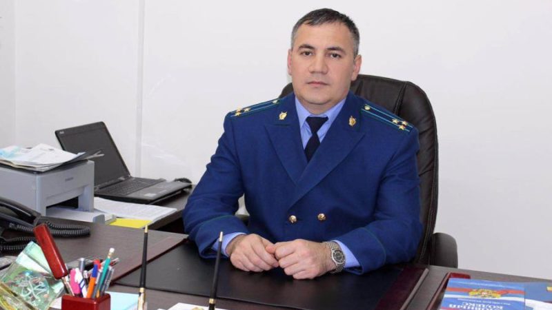 В Чеченской Республикепредставили нового прокурораАрсана Адаева