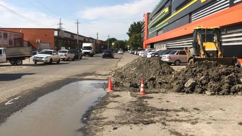 Сообщения жителей помогли оперативно устранить прорыв трубы в Грозном
