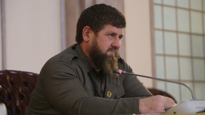 В ЧР отменили массовые новогодние мероприятия из-за коронавируса