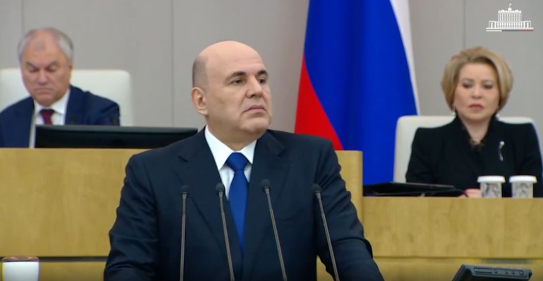 Мишустин назвал стабильным рынок труда в России